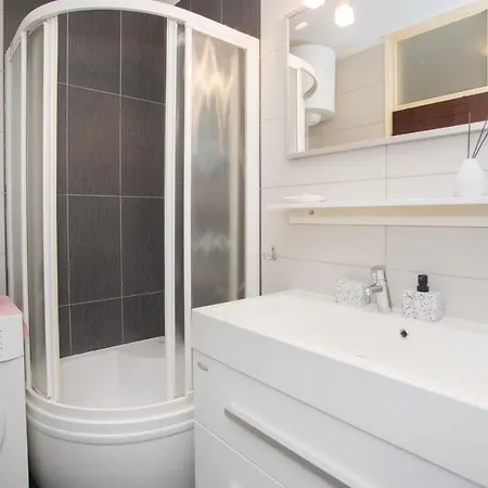 Valerie Apartment *